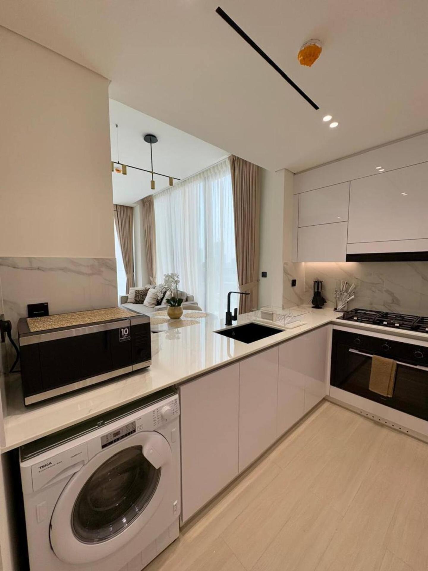 Luxurious 2br With Private Pool In Jvc Appartement Dubai
