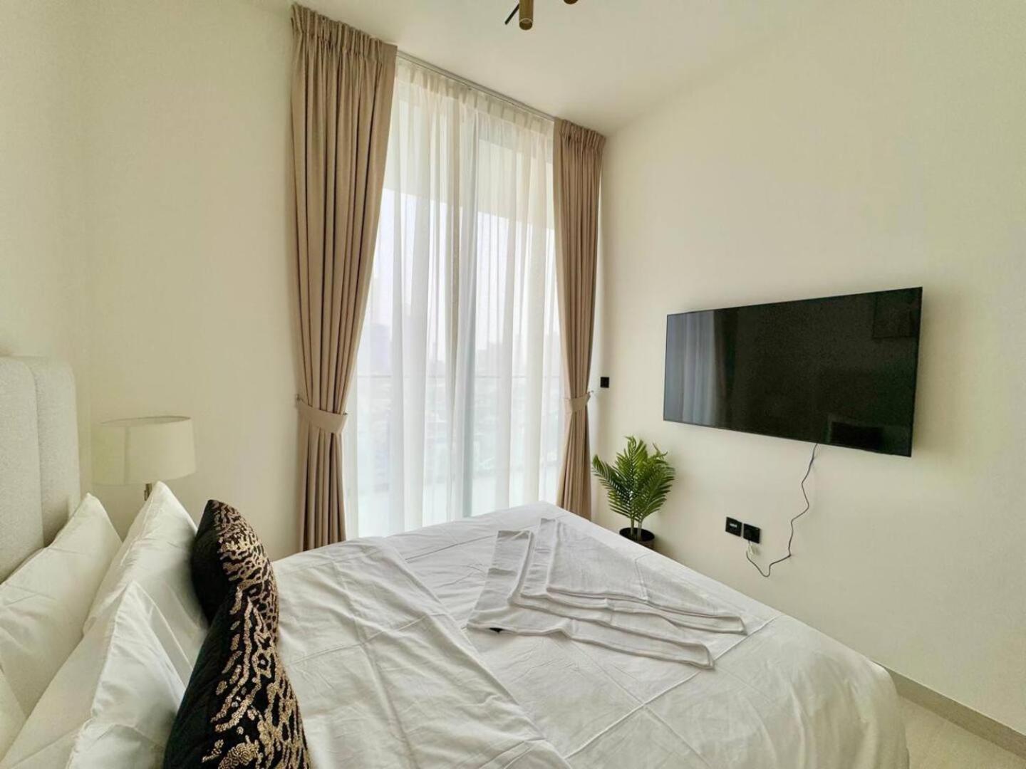 Luxurious 2br With Private Pool In Jvc Appartement