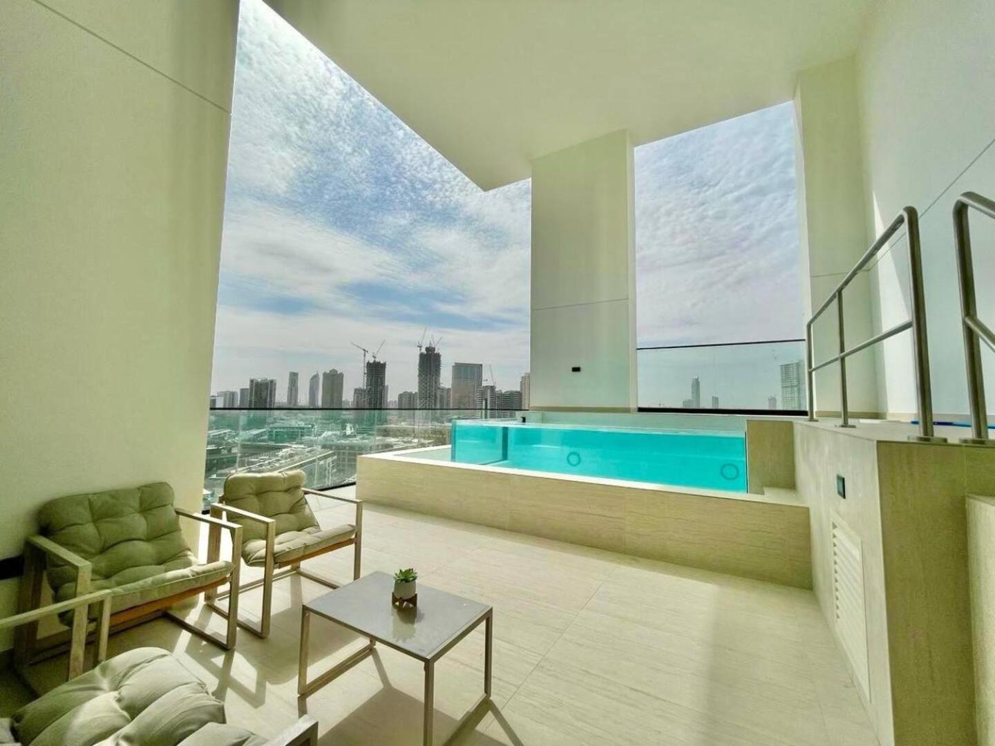 Luxurious 2br With Private Pool In Jvc Appartement